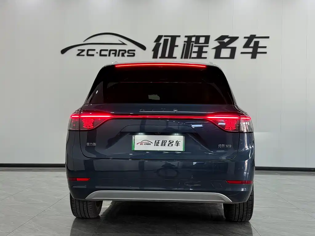 Wenjie M9 2024 extended range Ultra version 42kWh 6-seater version купить на сайте DeffCars