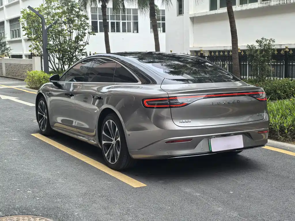 Zhijie S7 2024 Pro купить на сайте DeffCars