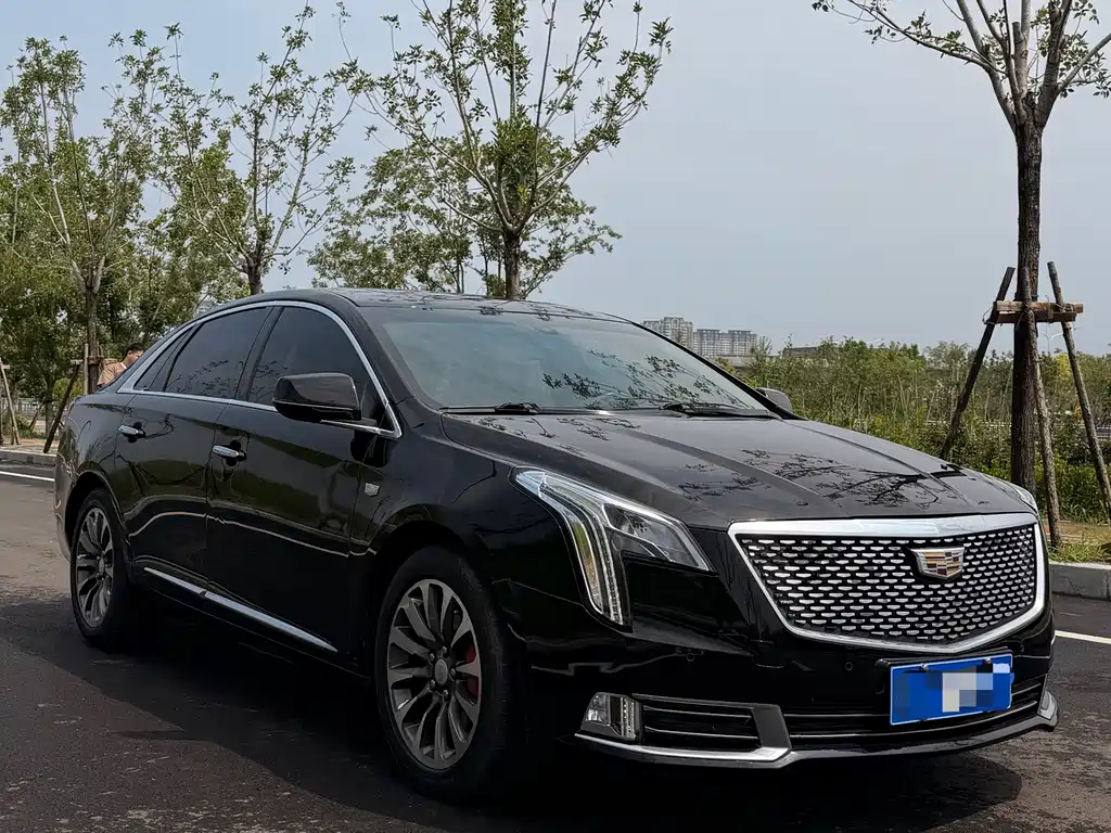 Cadillac XTS 2018 28T luxury model купить на сайте DeffCars