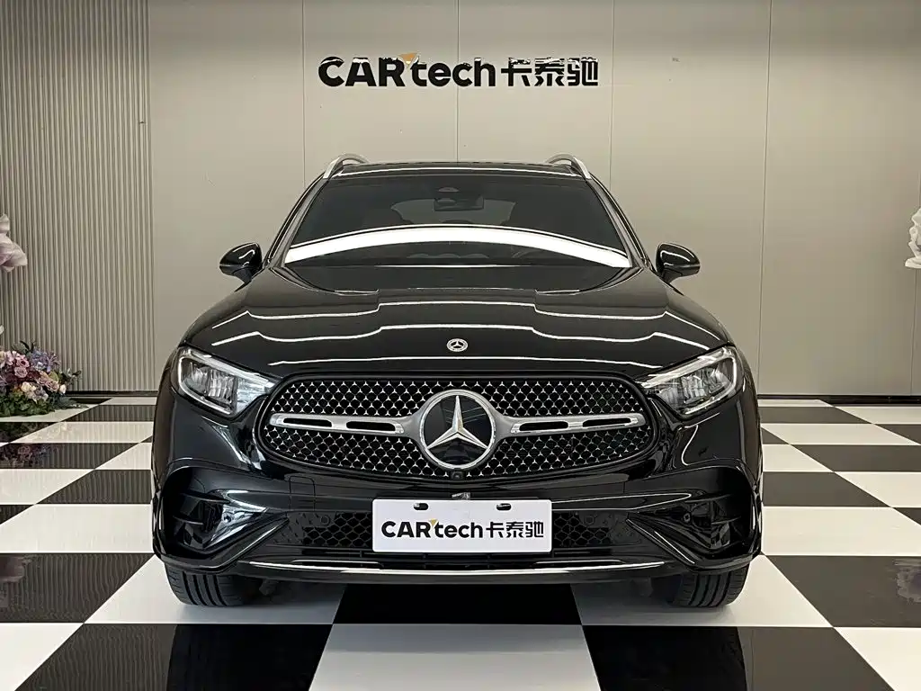 Mercedes GLC 2023 Modified 300L 4MATIC Dynamic 5 Seater купить на сайте DeffCars