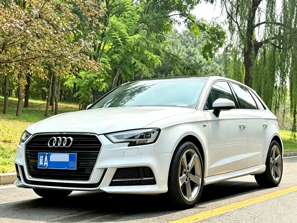 Audi A3 2019 Sportback 35 TFSI Sports National V купить на сайте DeffCars