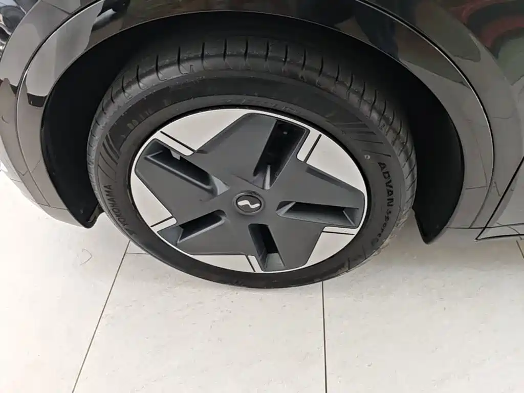Ledo L60 2024 60kWh rear-wheel drive version купить на сайте DeffCars