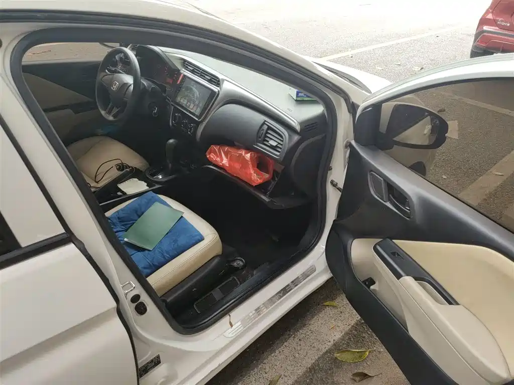 Fengfan 2017 1.5L CVT Comfort Edition купить на сайте DeffCars
