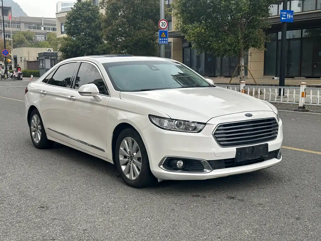 Taurus 2017 EcoBoost 180 Luxury купить на сайте DeffCars