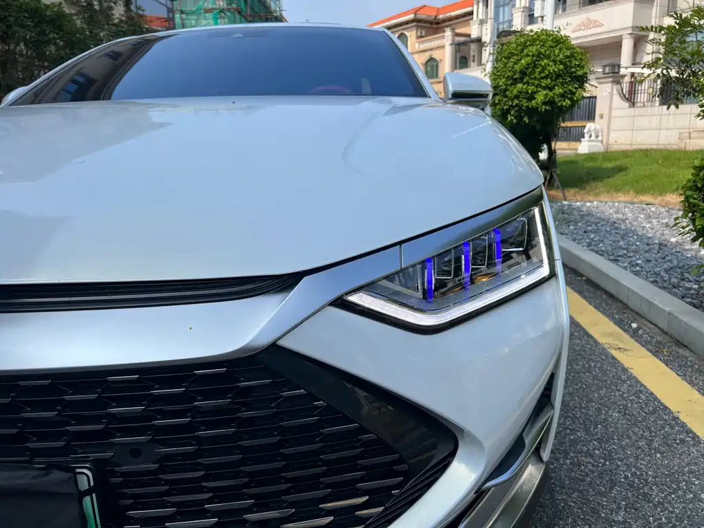 Han 2020 DM four-wheel drive performance version luxury model купить на сайте DeffCars