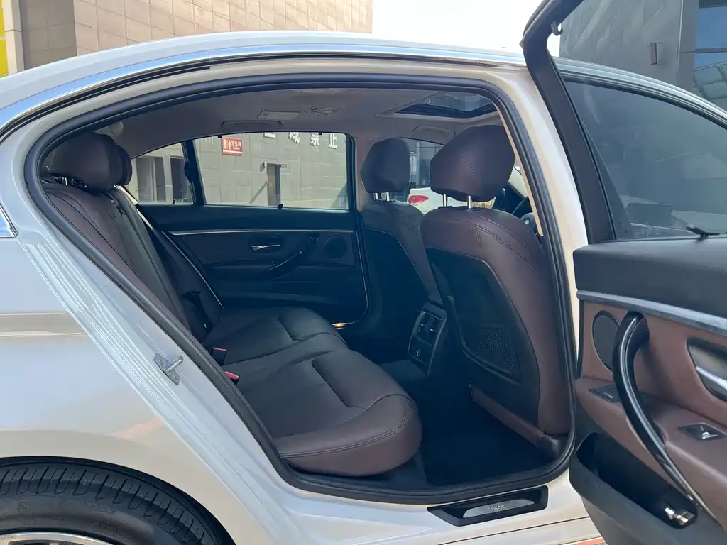BMW 3 Series 2018 320Li Leading Luxury Package купить на сайте DeffCars