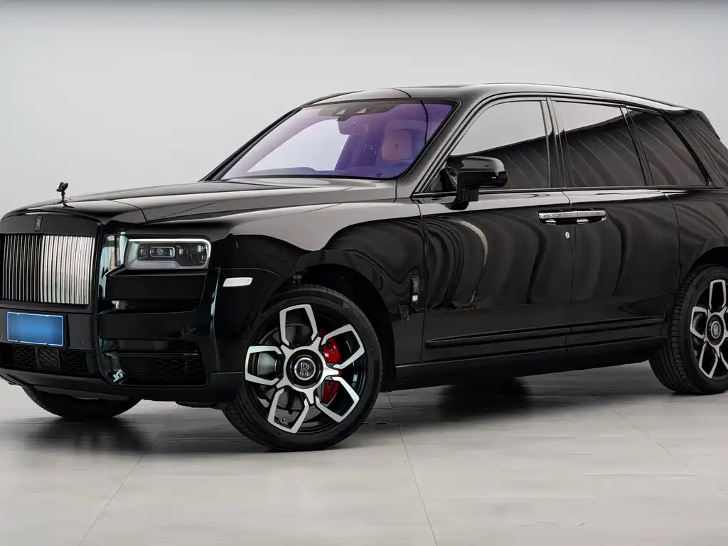 Cullinan 2018 five-seater version купить на сайте DeffCars
