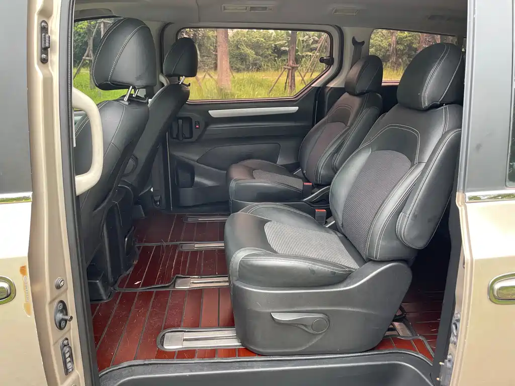 SAIC G10 2016 2.0T automatic executive version купить на сайте DeffCars