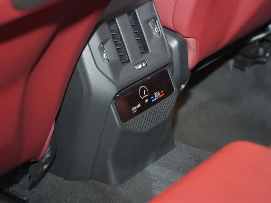 BMW X3 2025 xDrive30L Exclusive M Sports Package купить на сайте DeffCars