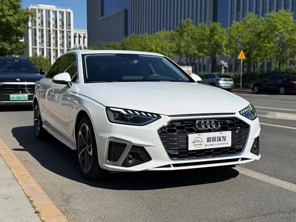 Audi A4L 2022 40 TFSI Fashionable and Dynamic купить на сайте DeffCars