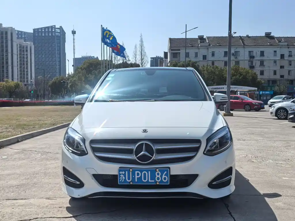 Mercedes-Benz B-Class 2017 B 200 Fashion Model купить на сайте DeffCars