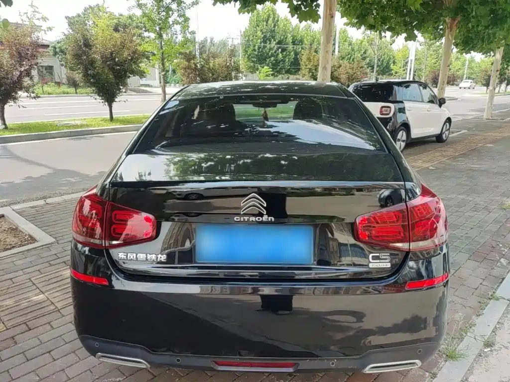 Citroen C5 2017 350THP Automatic Luxury Edition купить на сайте DeffCars