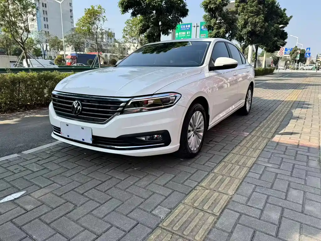 Lavida 2022 1.5L automatic vision version купить на сайте DeffCars