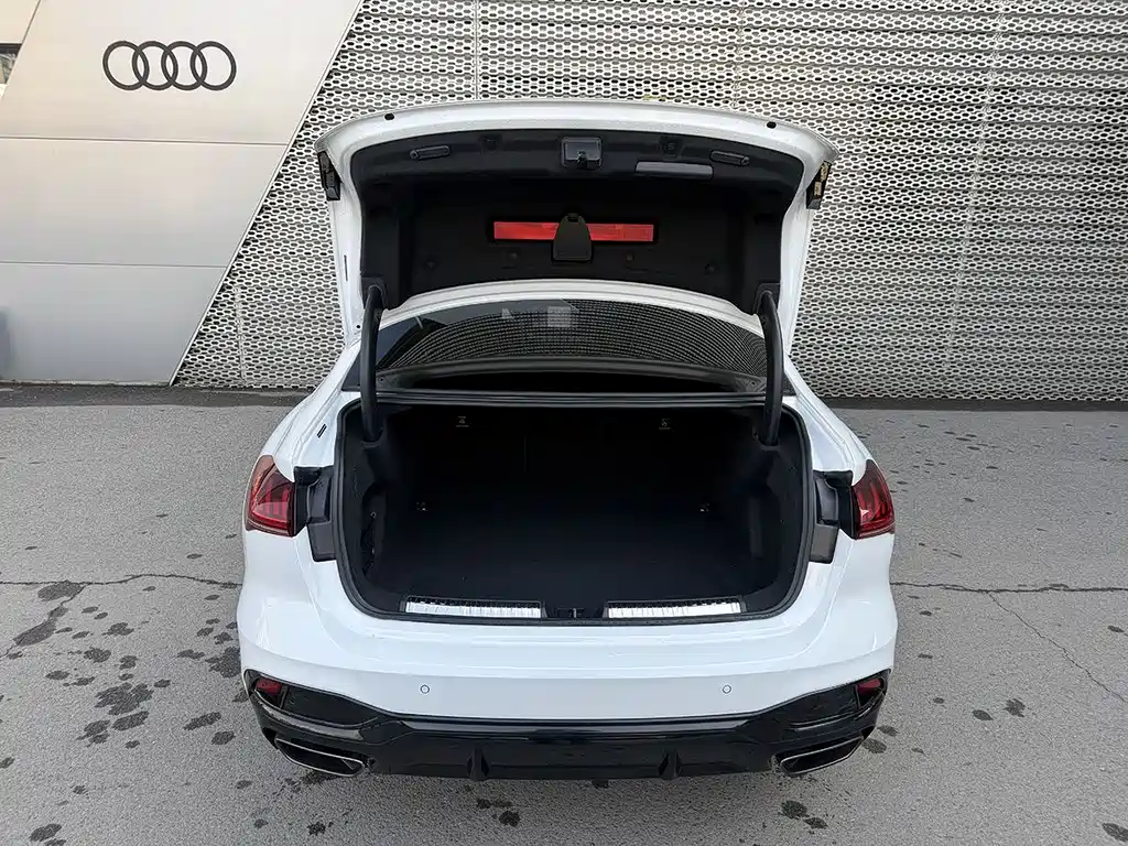 Audi A5L 2026 2.0T sports version quattro купить на сайте DeffCars