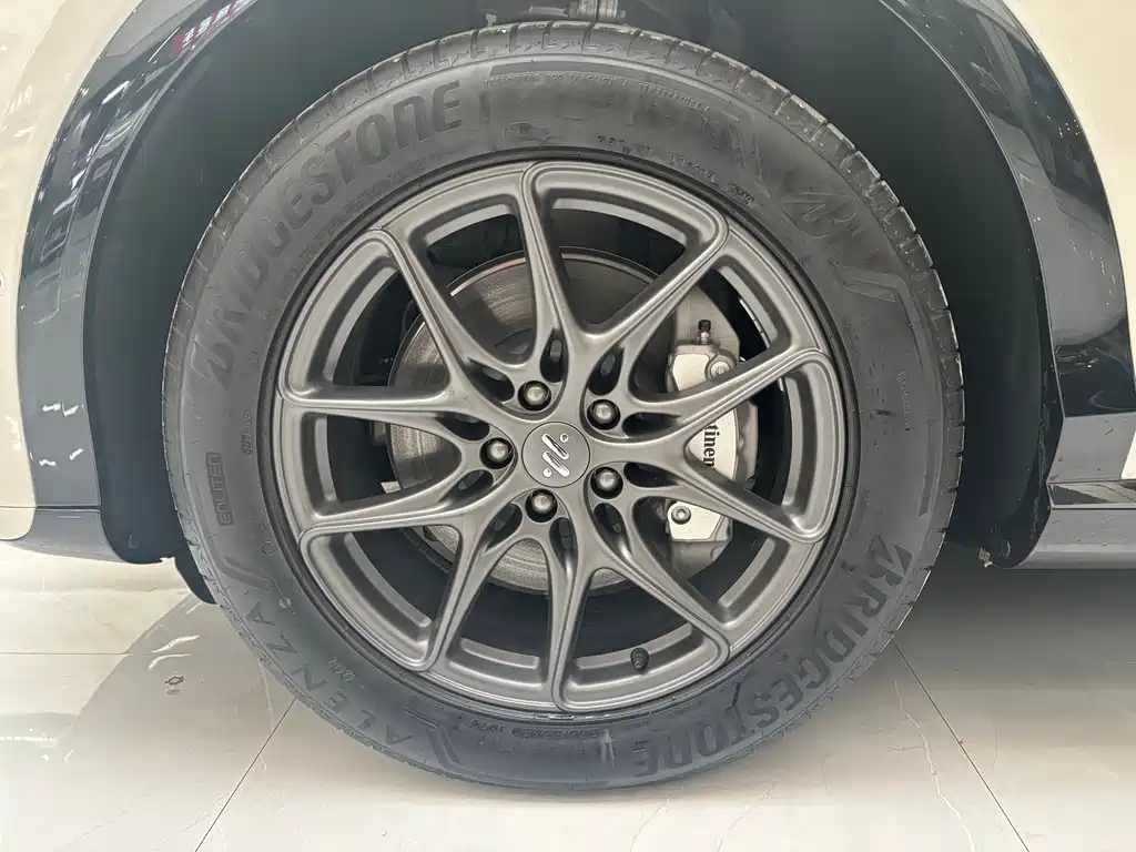 Zhiji LS7 2024 90kWh Max Elite rear-wheel drive version купить на сайте DeffCars