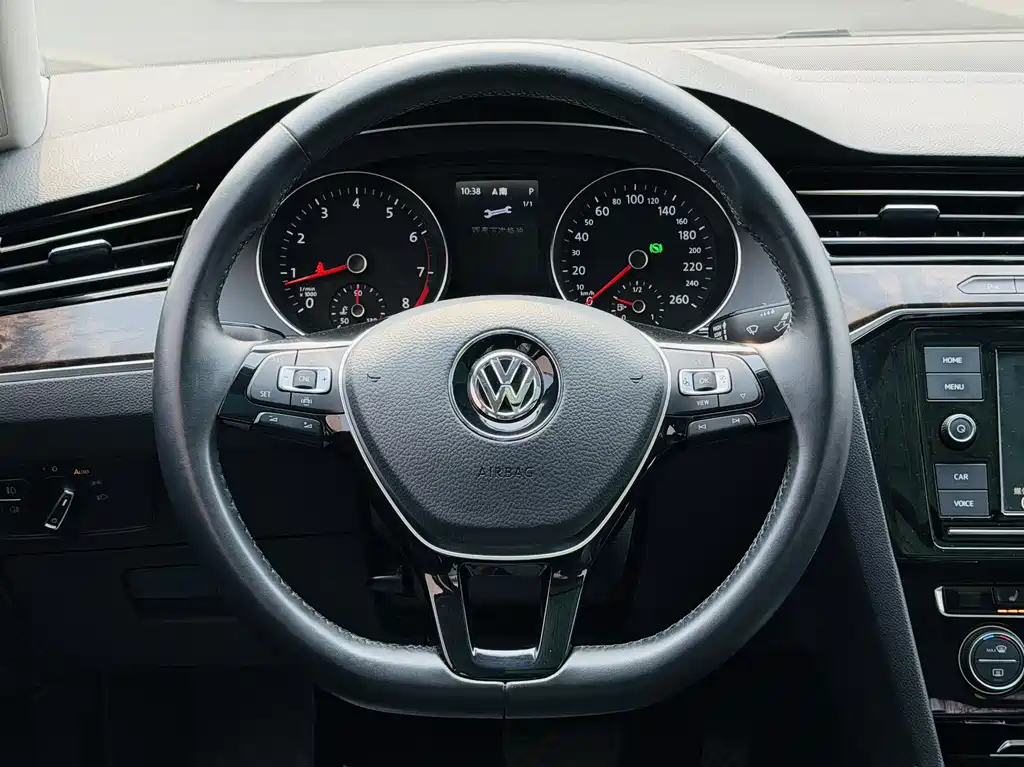 Magotan 2019 330TSI DSG luxury model National VI купить на сайте DeffCars