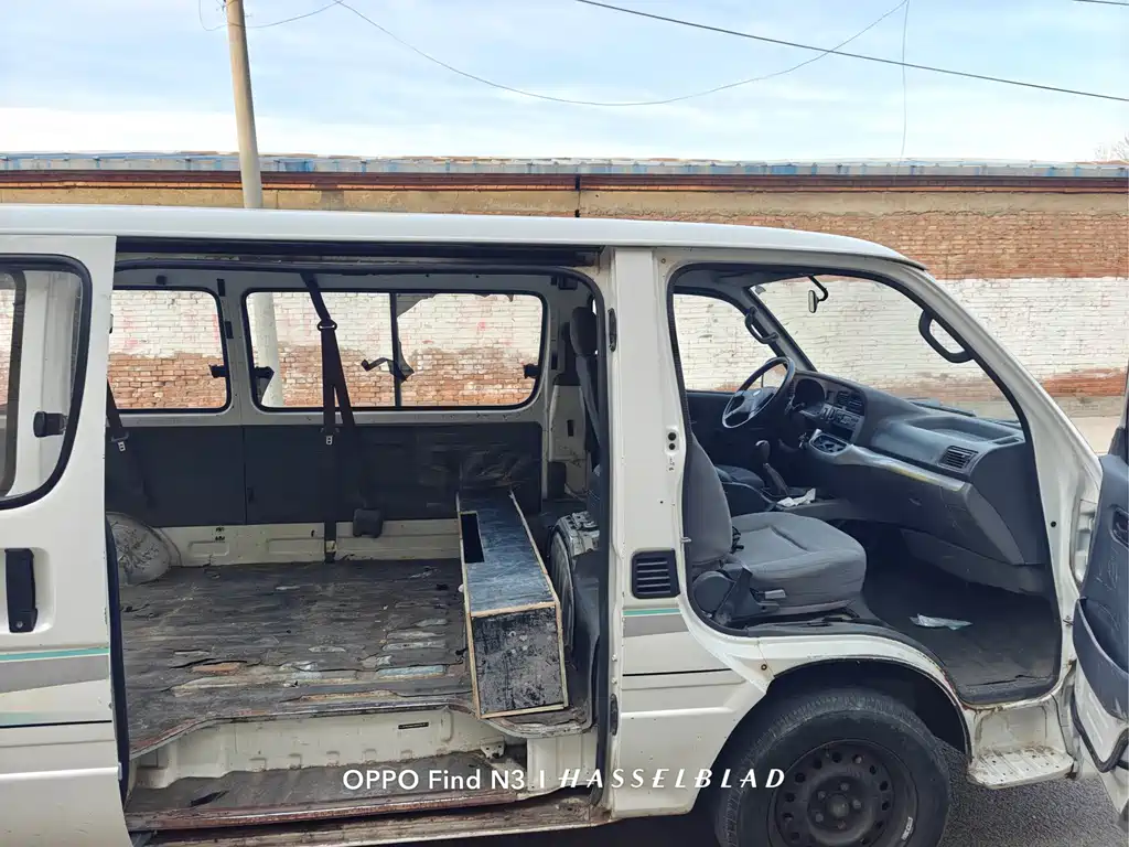Jinbei Hiace 2014 2.0L fifth generation Express King business type 4G19 купить на сайте DeffCars
