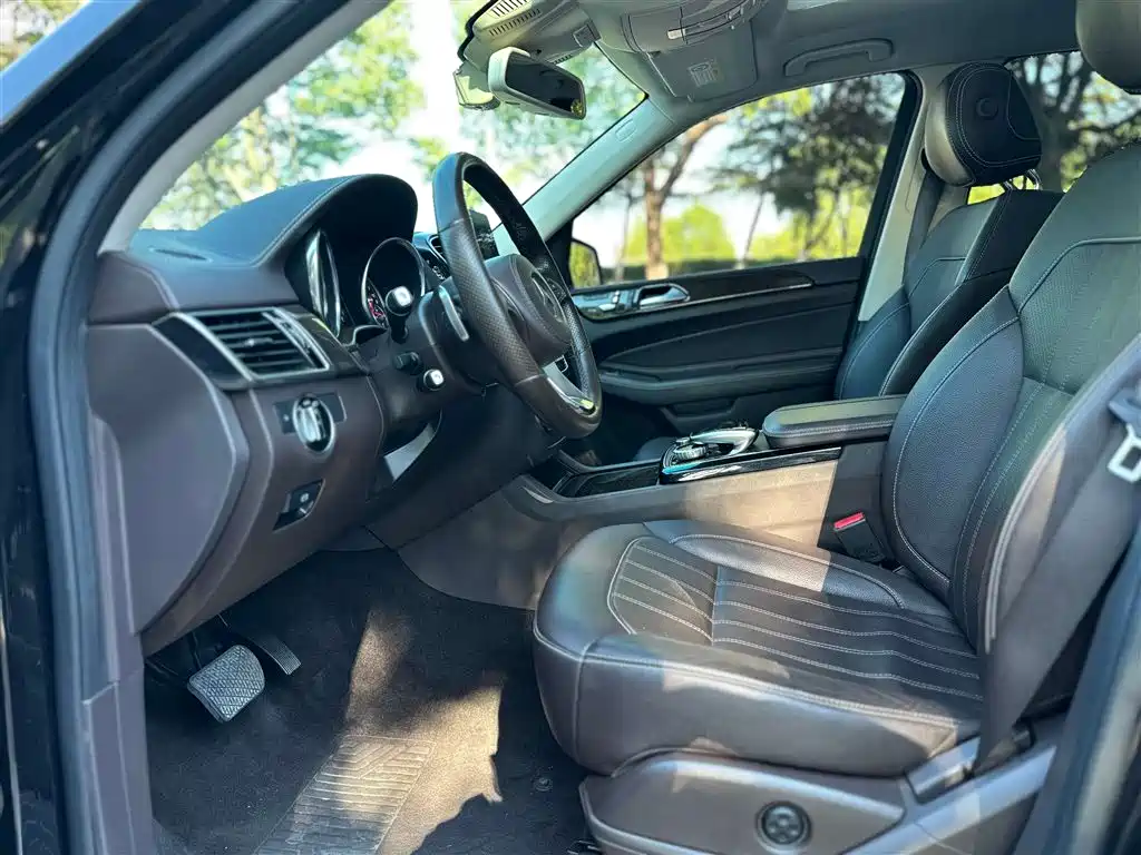 Mercedes-Benz GLS 2018 GLS 400 4MATIC luxury model купить на сайте DeffCars