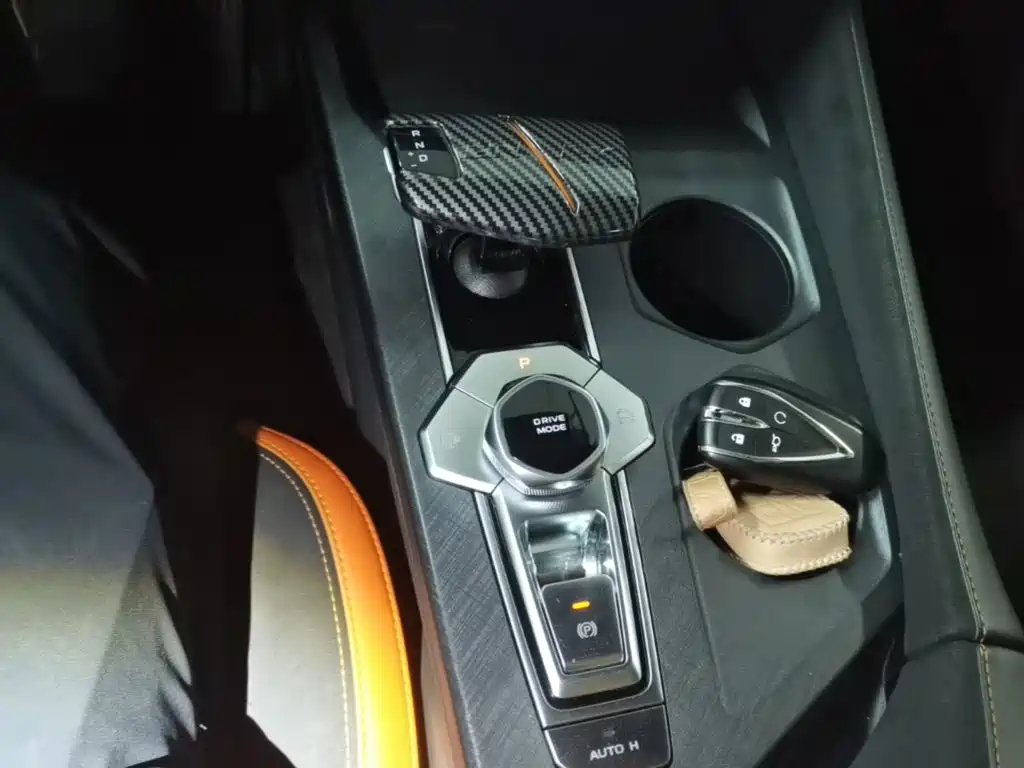 Changan UNI-V 2022 2.0T Speed ​​Edition купить на сайте DeffCars