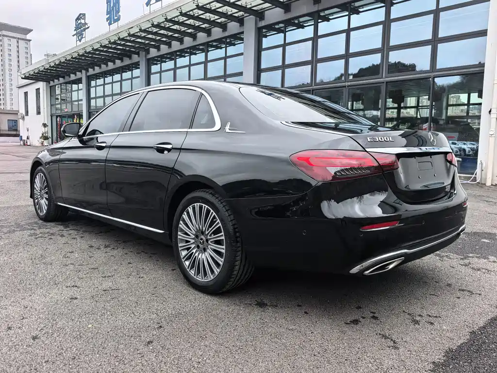 Mercedes-Benz E-Class 2022 E 300 L Fashion купить на сайте DeffCars