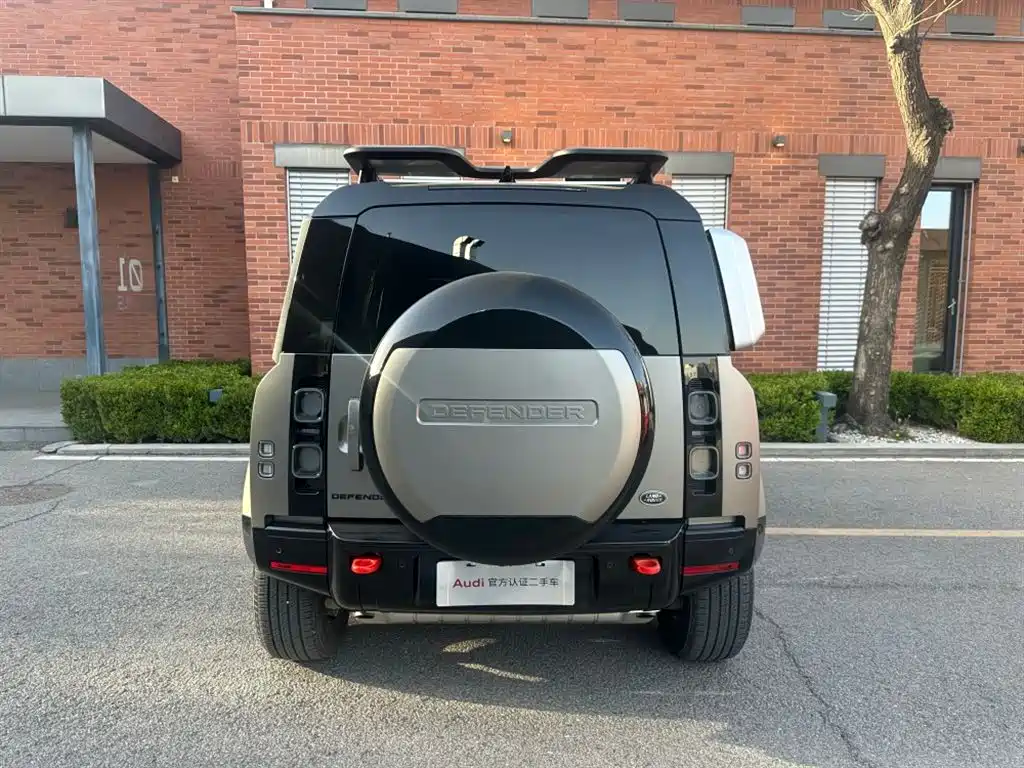 Land Rover Defender 2025 110 3.0T P400 X купить на сайте DeffCars