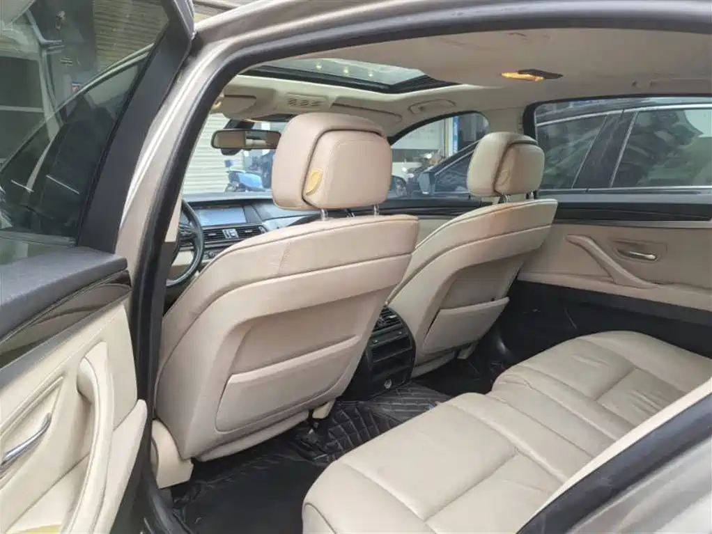 BMW 5 Series 2012 523Li Luxury Model купить на сайте DeffCars