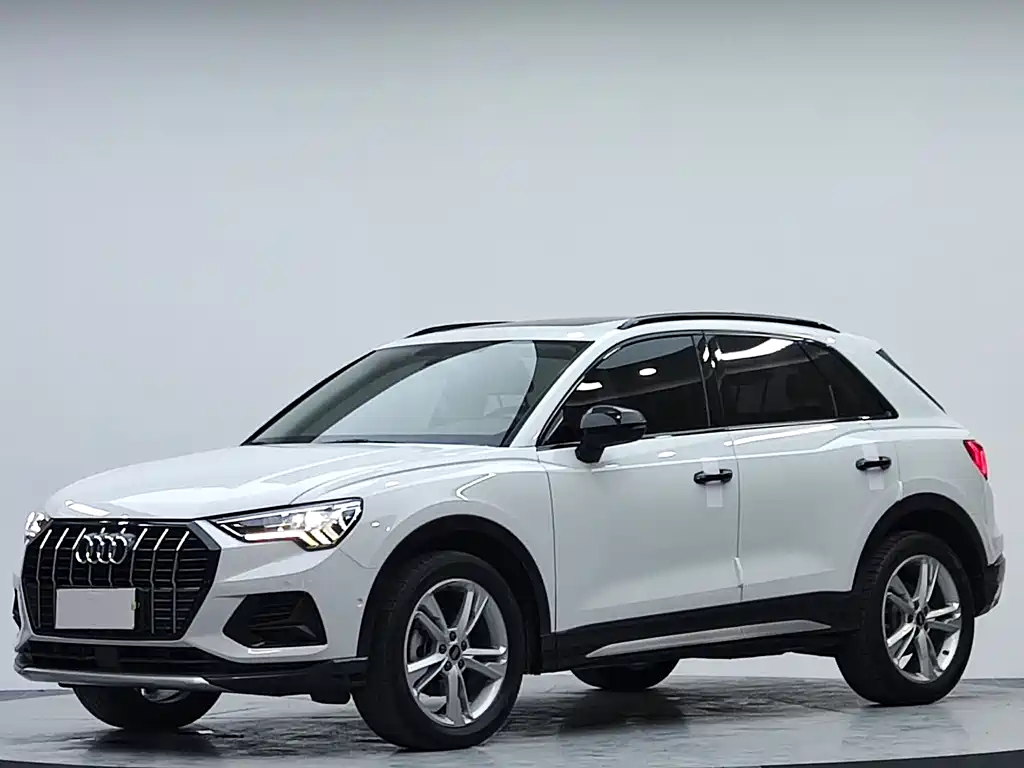 Audi Q3 2023 35 TFSI Fashionable and Elegant Model (1.4T) купить на сайте DeffCars