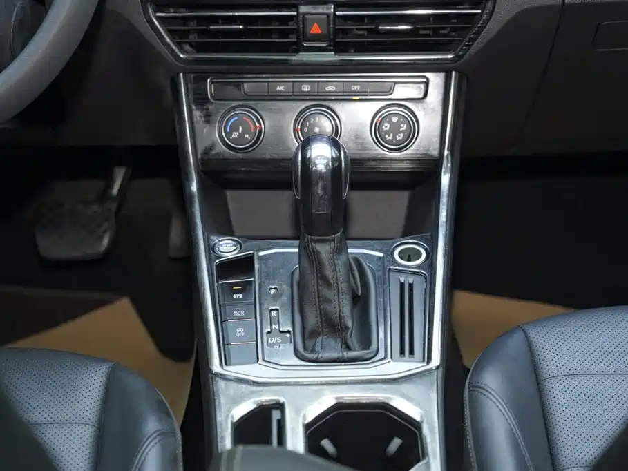 Lavida 2019 1.5L automatic comfort version National VI купить на сайте DeffCars