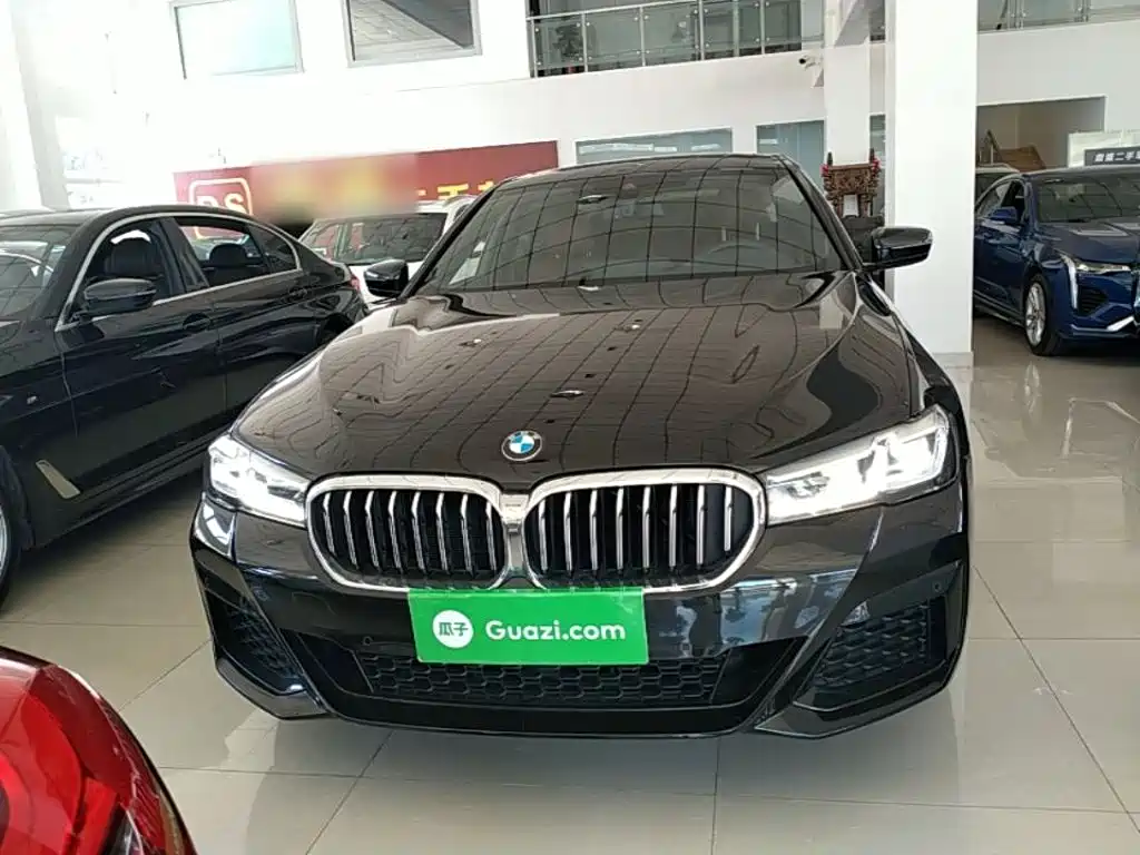 BMW 5 Series 2022 facelift 530Li leading M sports package купить на сайте DeffCars