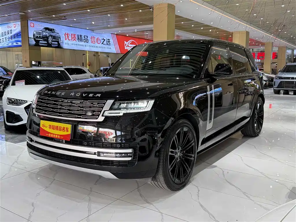 Range Rover 2025 3.0 L6 400PS Genesis Extended Edition купить на сайте DeffCars