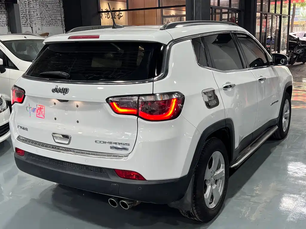 Compass 2017 200T Automatic Home Edition купить на сайте DeffCars