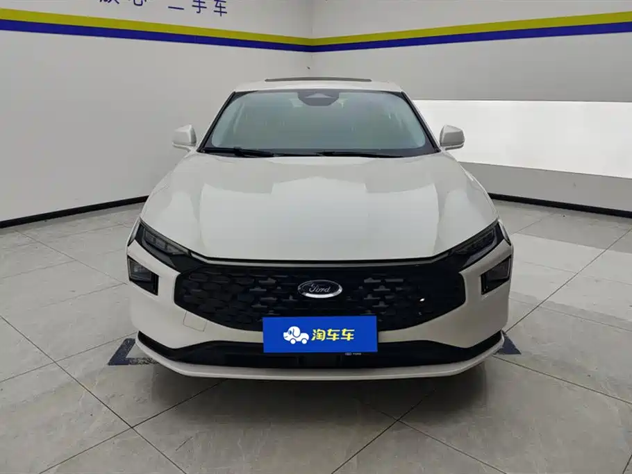 Mondeo 2025 2.0T EcoBoost Luxury купить на сайте DeffCars