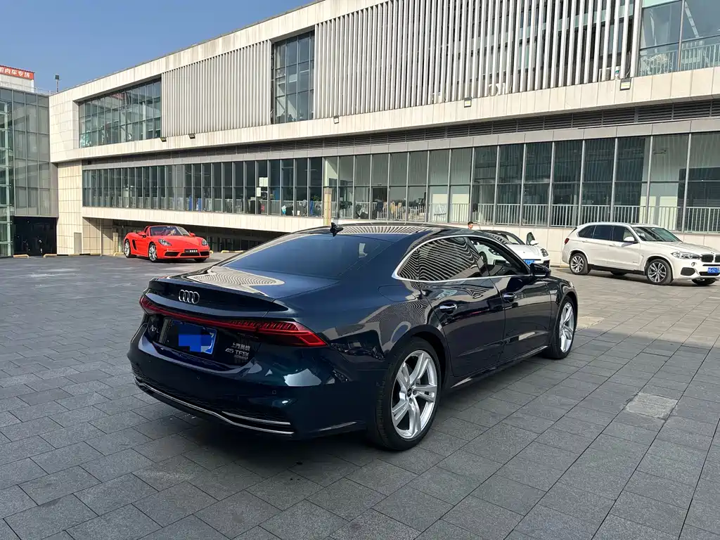 Audi A7L 2024 45 TFSI quattro luxury model купить на сайте DeffCars