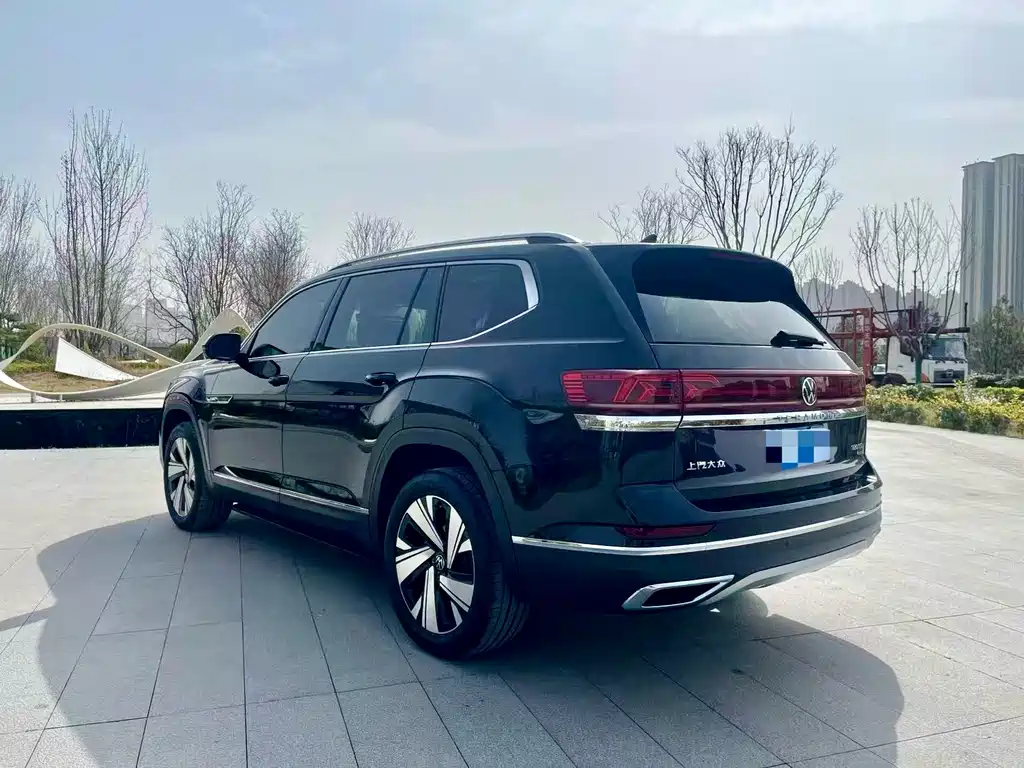 Touron 2024 380TSI four-wheel drive luxury version купить на сайте DeffCars
