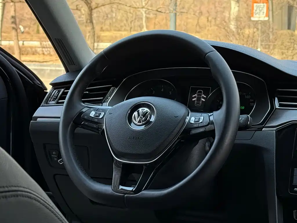 Magotan 2019 330TSI DSG luxury model National V купить на сайте DeffCars