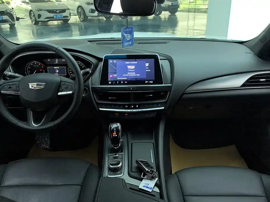 Cadillac CT5 2022 28T luxury model купить на сайте DeffCars