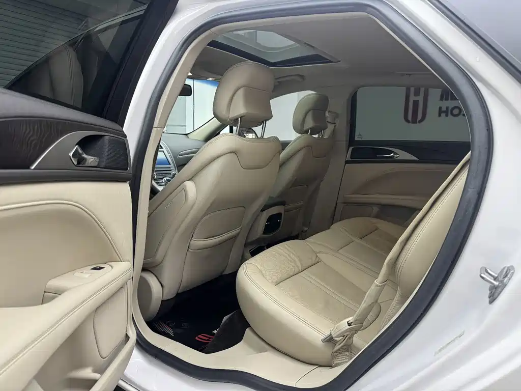 Lincoln MKZ 2018 2.0T Zunya Edition купить на сайте DeffCars