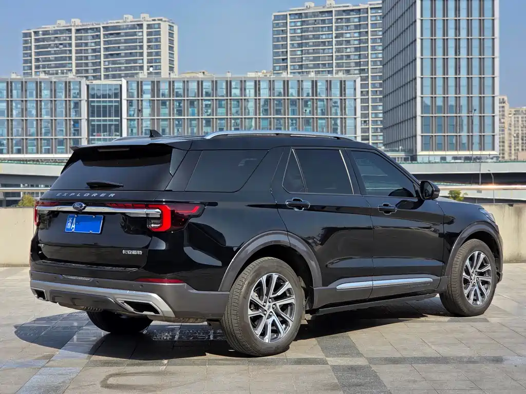 Explorer 2023 EcoBoost 285 four-wheel drive style plus version 7 seats купить на сайте DeffCars