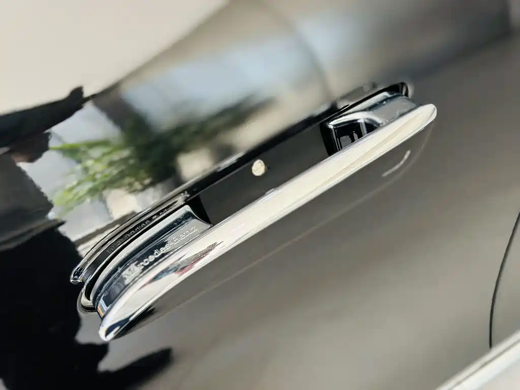 Mercedes-Benz E-Class 2024 E 300 L Luxury Model купить на сайте DeffCars