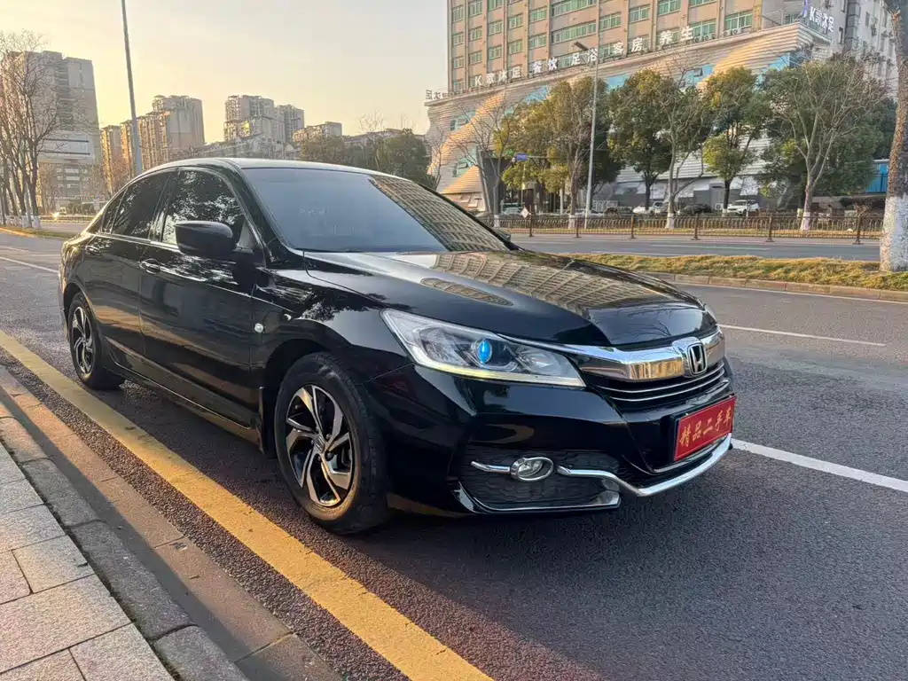 Accord 2016 2.0L Comfort Edition купить на сайте DeffCars