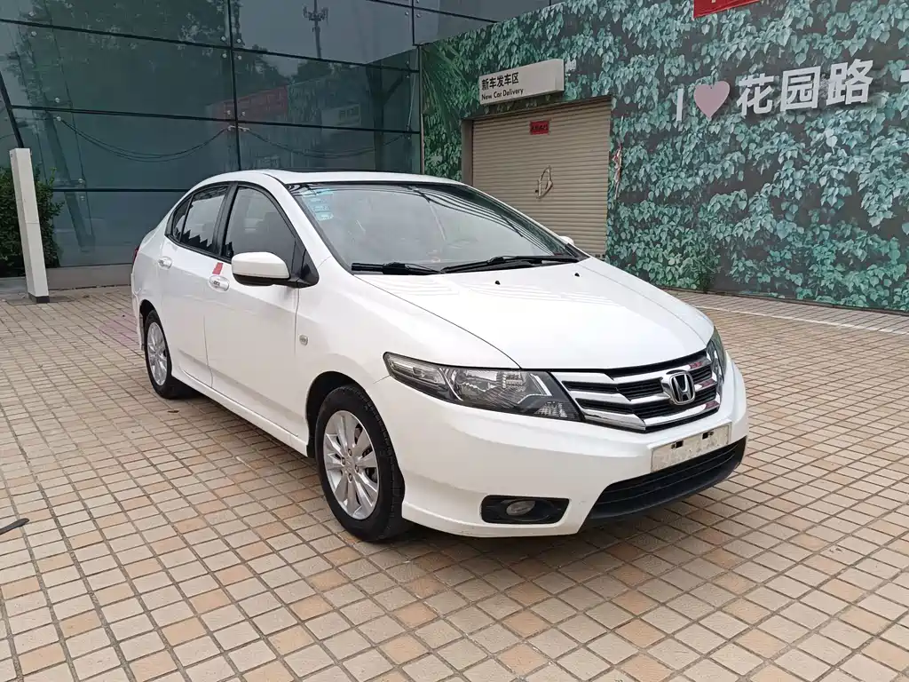 Fengfan Classic 2012 1.5L Manual Elite Edition купить на сайте DeffCars