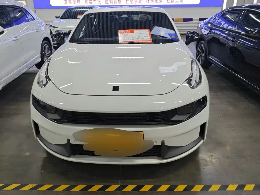 Lynk & Co 03 2021 2.0TD Automatic Champion Edition купить на сайте DeffCars