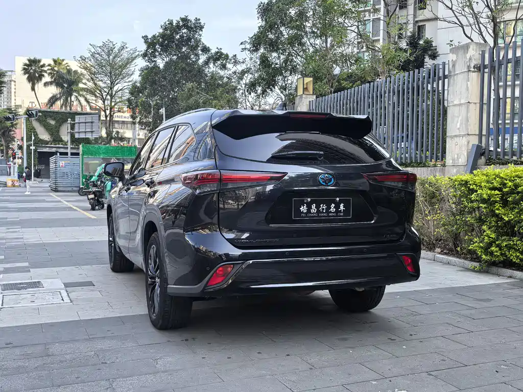 Highlander 2023 2.5L smart electric hybrid dual-engine four-wheel drive knight version 7 seats купить на сайте DeffCars