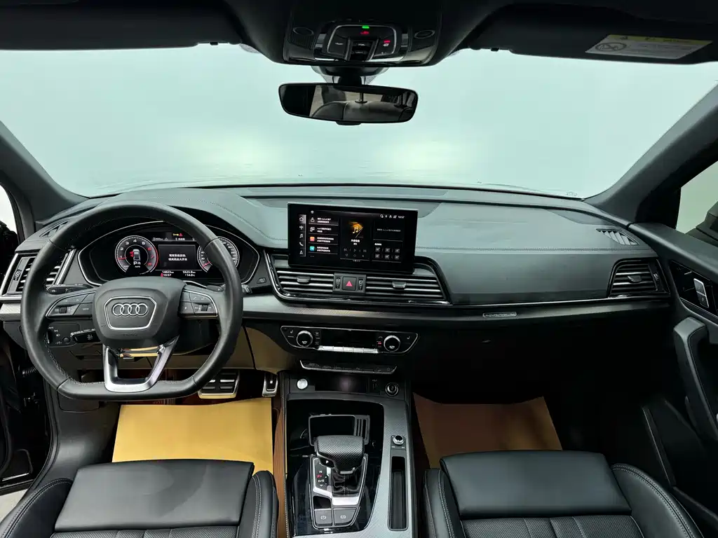 Audi Q5L 2024 40 TFSI luxury and dynamic model купить на сайте DeffCars
