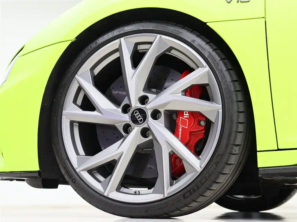 Audi R8 2022 V10 Coupe performance купить на сайте DeffCars