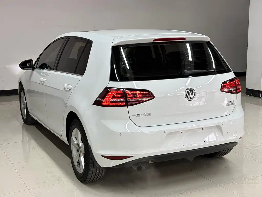 Golf 2017 230TSI automatic comfort million-unit commemorative edition купить на сайте DeffCars