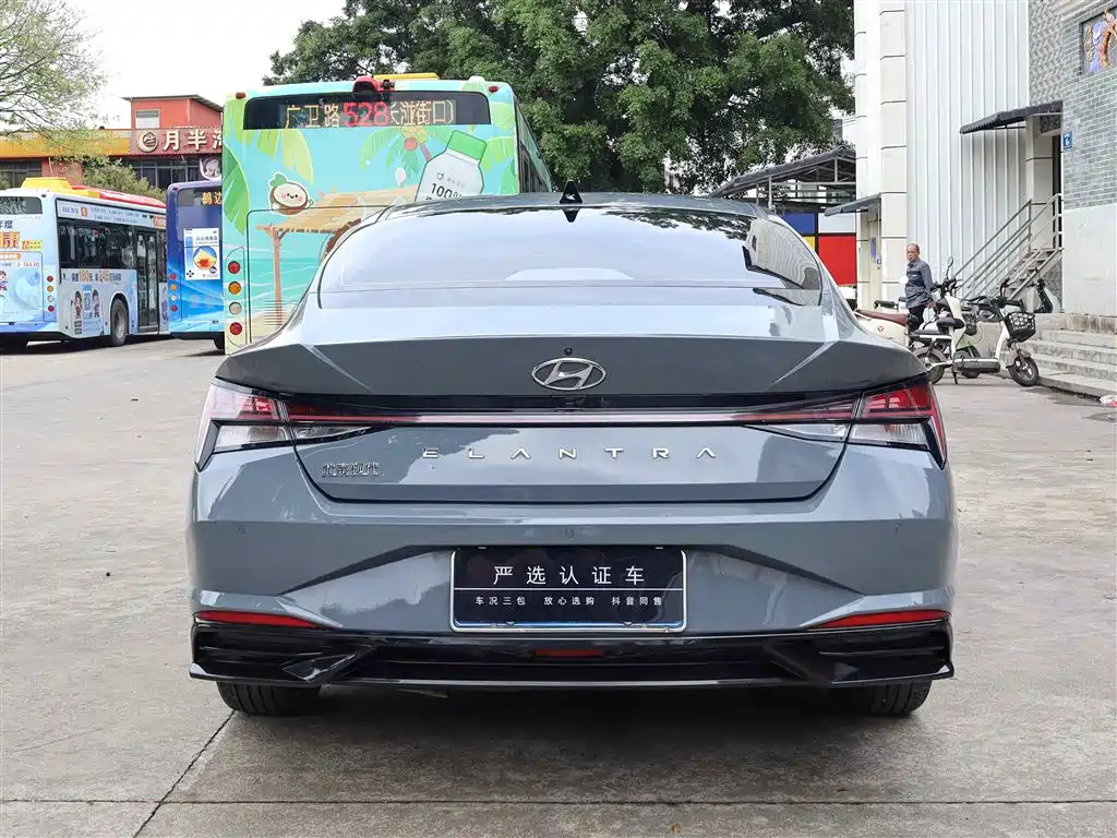 Elantra 2021 1.5L CVT LUX Premium Edition купить на сайте DeffCars