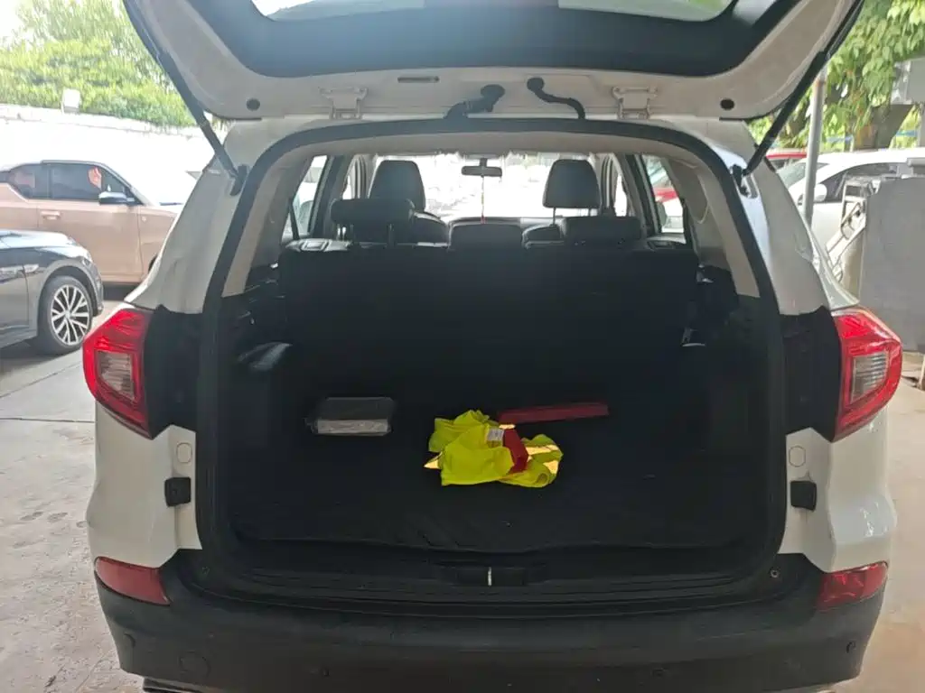 Song 2018 1.5TID Automatic Zhilian Precious Edition купить на сайте DeffCars