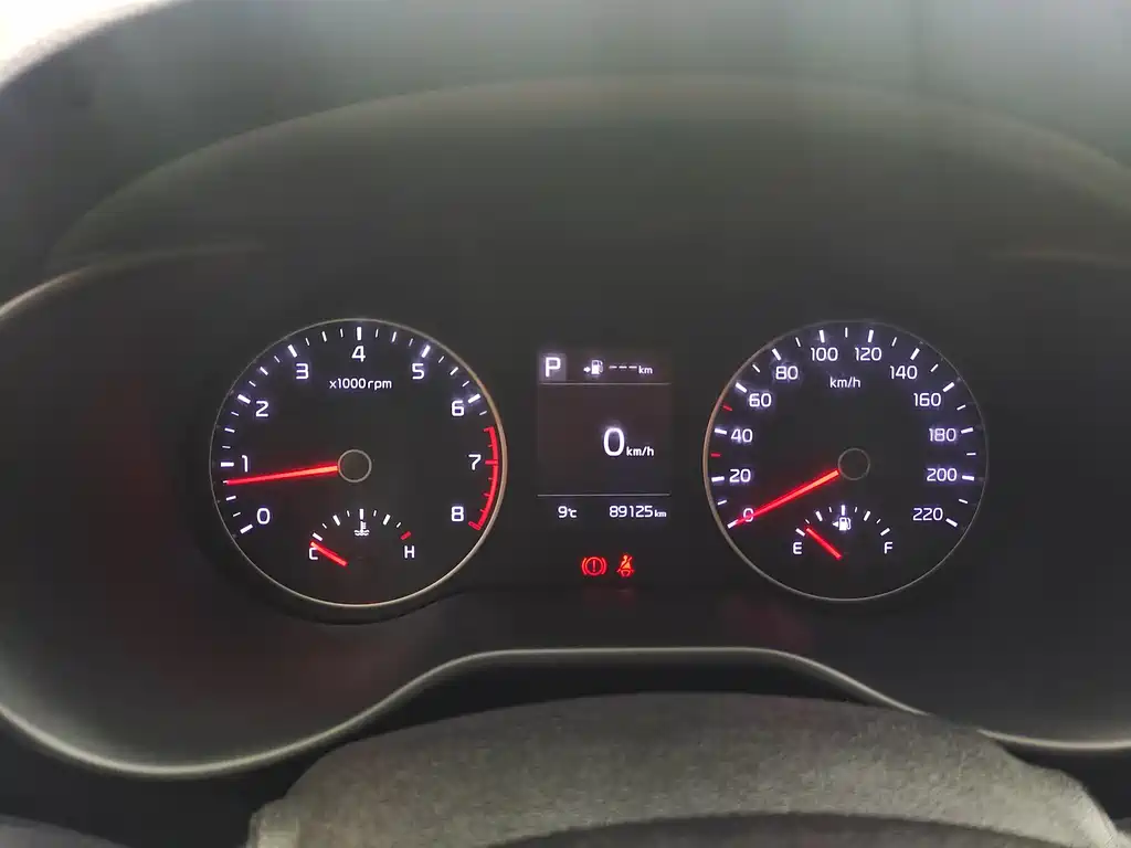 KX CROSS 2017 1.4L AT GLS купить на сайте DeffCars