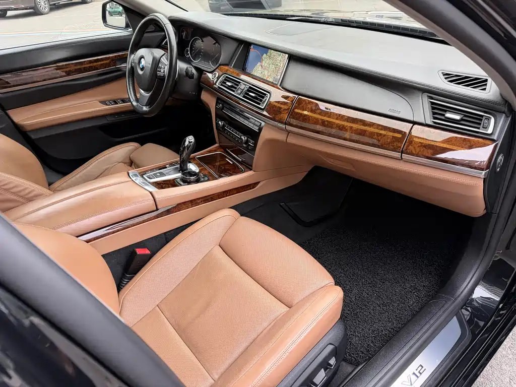 BMW 7 Series 2013 760Li купить на сайте DeffCars